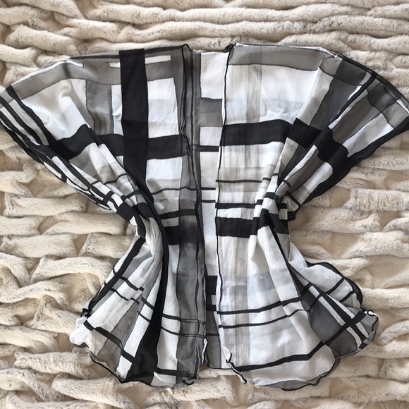 European Shawl Scarf wear Multiple Ways Graphic OS - Picture 4 of 12